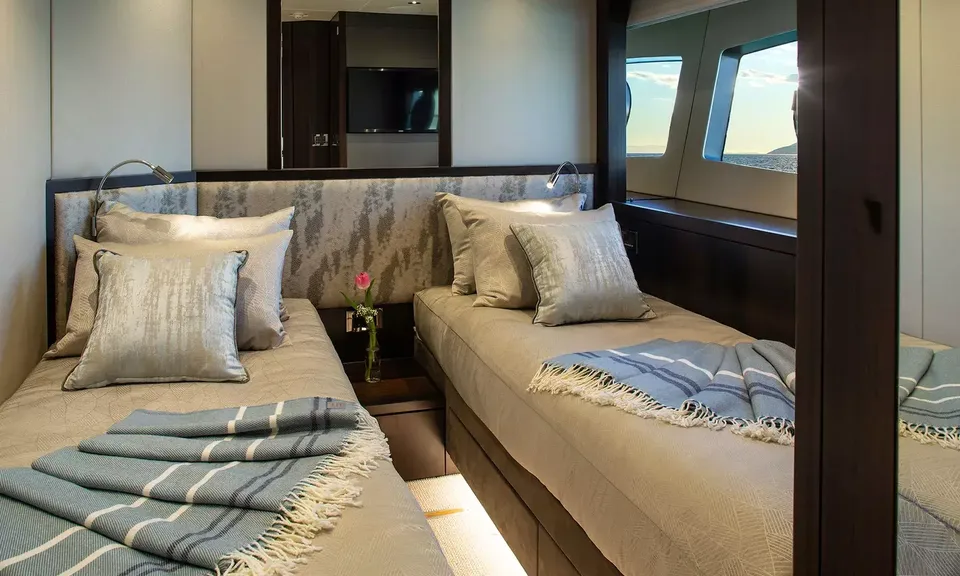 Mr. K Iriston, 2021 Sunseeker 95 Yacht, photo 17