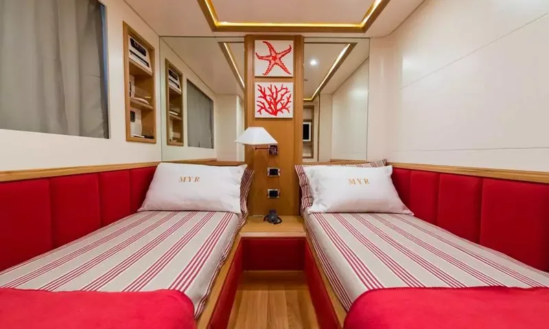 Riviera image 18