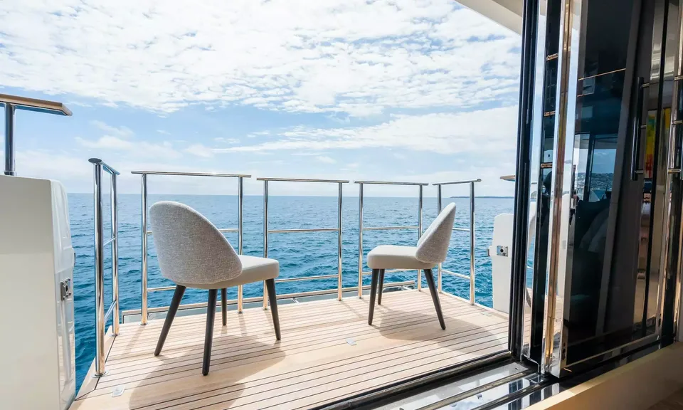 Rocco, 2021 Monte Carlo Yachts, photo 3