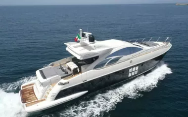 SQP by Azimut – Private Motor Yacht Charter in Sardinia