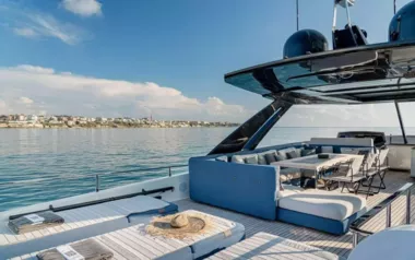 Yemaja by Ferretti – Private Motor Yacht Charter in Italy
