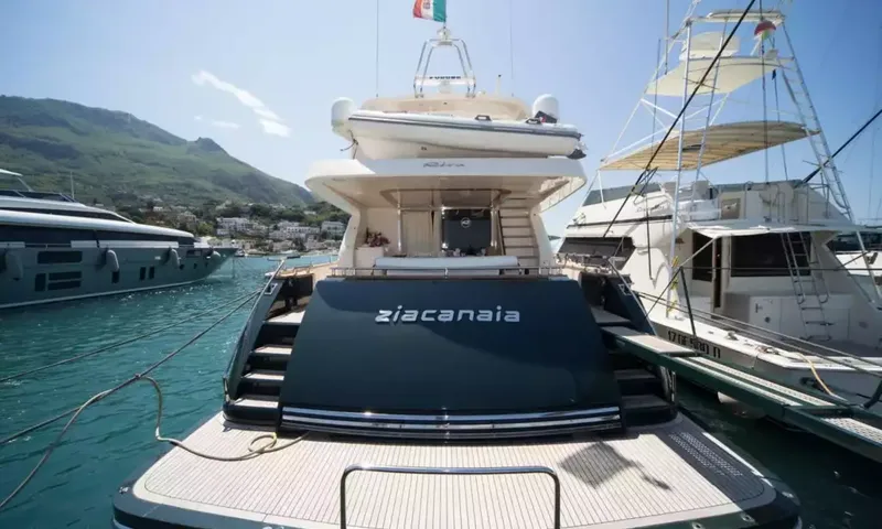 Zia Canaia image 2