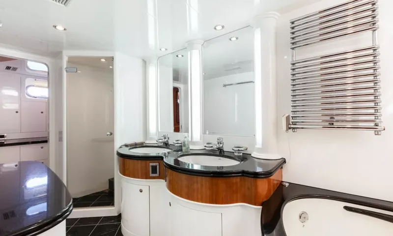 Elegance image 15