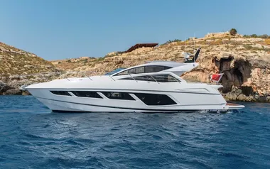 Jee-Jam by Sunseeker – Private Motor Yacht Charter in the Cayman Islands