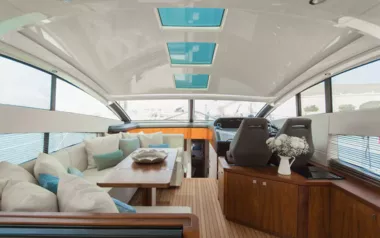 Jee-Jam by Sunseeker – Private Motor Yacht Charter in the Cayman Islands