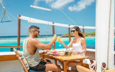 Classic by Custom Made – Private Motor Sailer Charter in Aruba