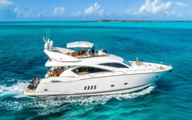 Acqua Alberti by Sunseeker – Private Motor Yacht Charter in Harbour Island