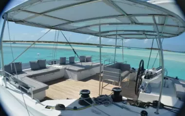 Amura II by CNB – Private Sailing Catamaran Charter in Nassau