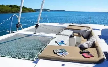 Amura II by CNB – Private Sailing Catamaran Charter in Nassau