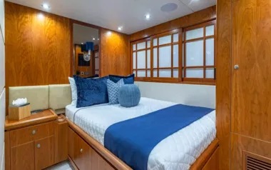 B Happy by Hargrave – Private Motor Yacht Charter in the Bahamas