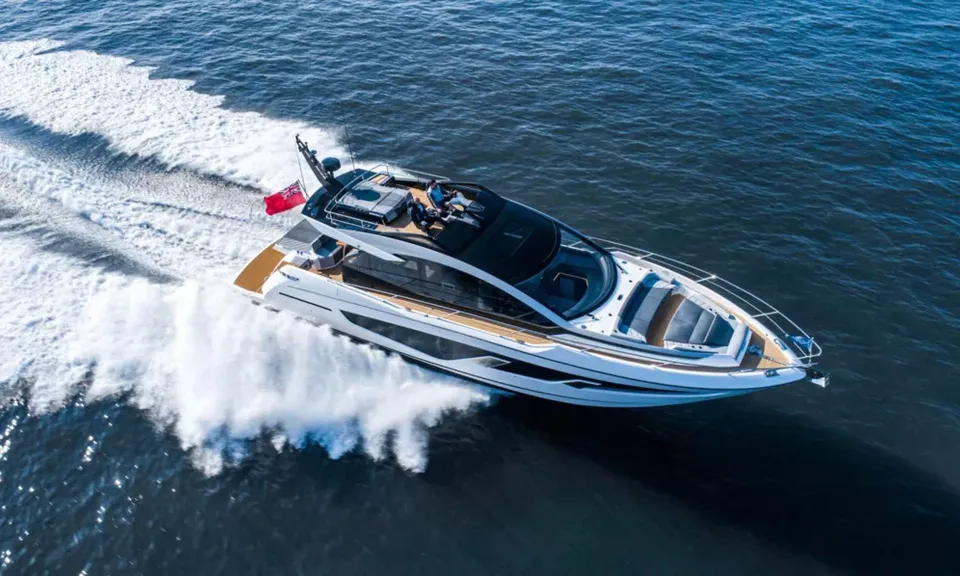 Forza, 2021 Sunseeker 65 Sport Yacht, photo 2