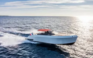Get Lucky by Mazu – Private Power Boat Charter in France