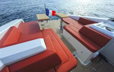 Get Lucky by Mazu – Private Power Boat Charter in France
