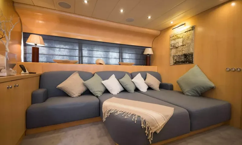 Aya image 10