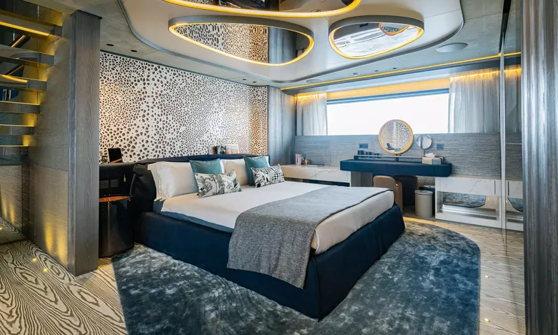 Pandion Pearl image 6