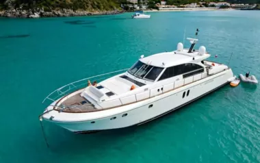 Neree by Couach – Private Motor Yacht Charter in St Barths