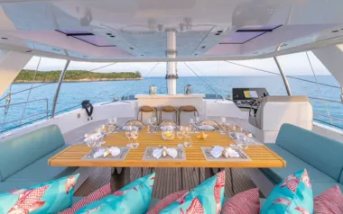 Fantastic Too by Sunreef Yachts – Private Luxury Catamaran Charter in Panama City