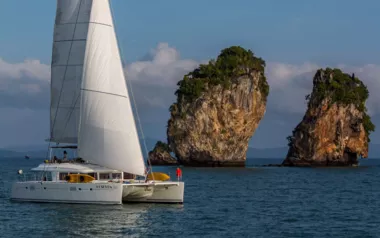 00SEVEN by Jeanneau – Private Sailing Catamaran Charter in Thailand