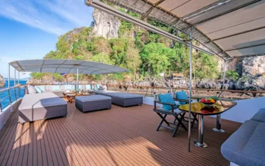 Siam Princess by King Yachts – Private Motor Yacht Charter in Phuket