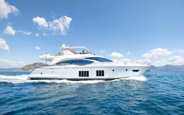 Hubo by Azimut – Private Motor Yacht Charter in Greece