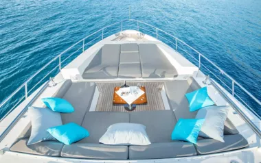 Hubo by Azimut – Private Motor Yacht Charter in Greece