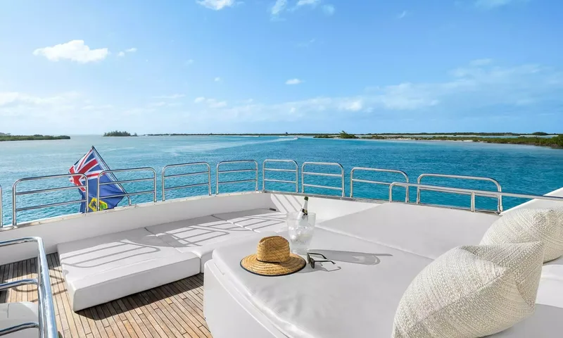 Ferretti image 6
