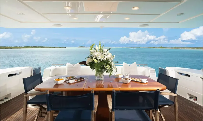 Ferretti image 13