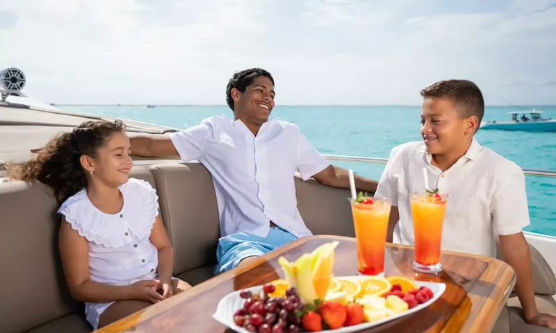 Ferretti image 27