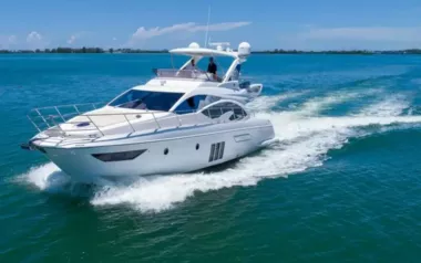 I.T. by Azimut – Private Motor Yacht Charter in the Turks and Caicos