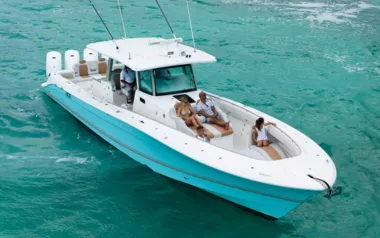 Suenos by HSB Yachts – Private Power Boat Charter in the Turks and Caicos