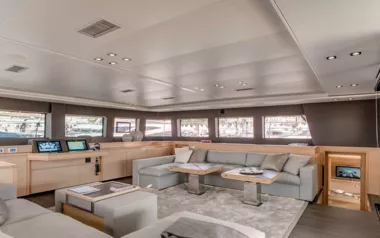 Ultra by Lagoon – Private Power Catamaran Charter in St Thomas