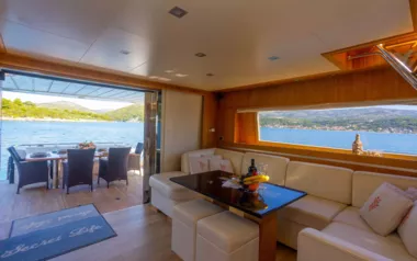 Secret Life by Cayman Yachts – Private Motor Yacht Charter in Rogoznica
