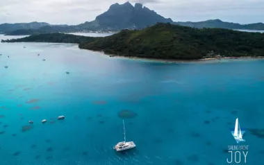 Joy II by Lagoon – Private Luxury Catamaran Charter in Tahiti