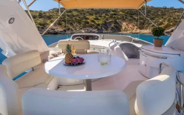 Dream II by Azimut – Private Motor Yacht Charter in Athens