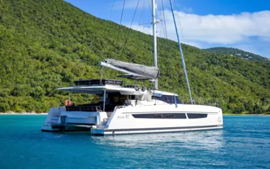 G30 by Fountaine Pajot – Private Sailing Catamaran Charter in St Thomas
