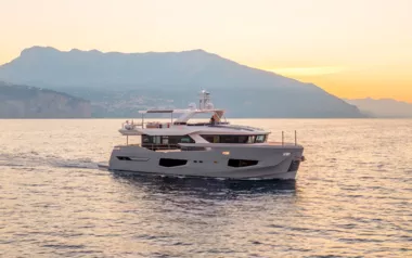 Kamoka by Numarine – Private Motor Yacht Charter in Corsica