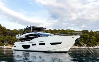 Vista by Princess – Private Motor Yacht Charter in Athens
