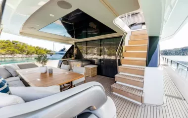 Vista by Princess – Private Motor Yacht Charter in Athens