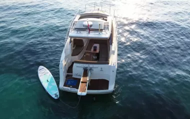Leader 10 by Jeanneau – Private Power Boat Charter in Dubrovnik