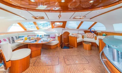 Lady Marigot image 5