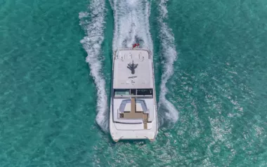 Omakase by Horizon – Private Power Catamaran Charter in the Abacos