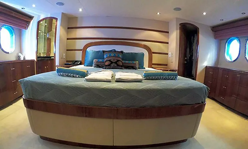 TopShelf image 7
