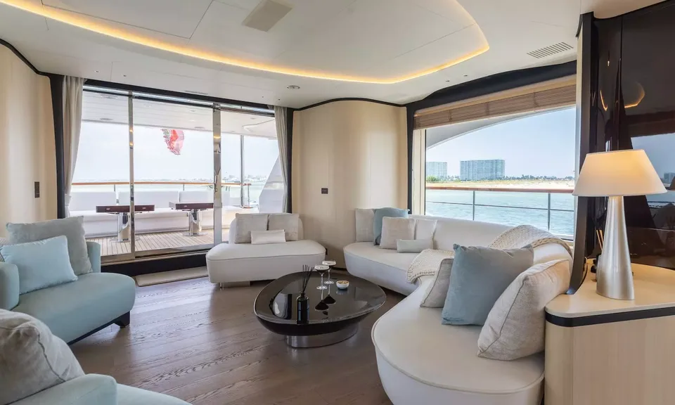 Bella Vita, 2019 Benetti Delfino 95, photo 5