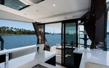 Infinity FL by Galeon – Private Motor Yacht Charter in the USA