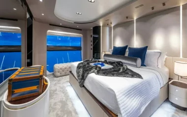 Pier Pressure by Azimut – Private Motor Yacht Charter in Exuma