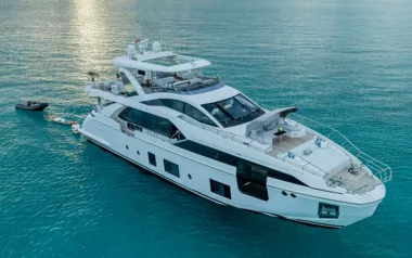 Pier Pressure by Azimut – Private Motor Yacht Charter in Exuma