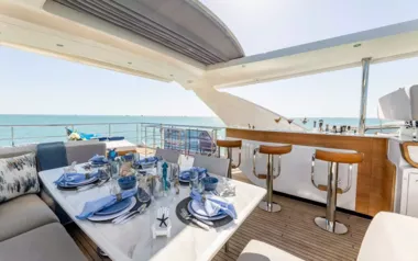4 Play by Azimut – Private Motor Yacht Charter in Nassau