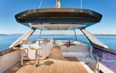 AZ Fly by Azimut – Private Motor Yacht Charter in Split