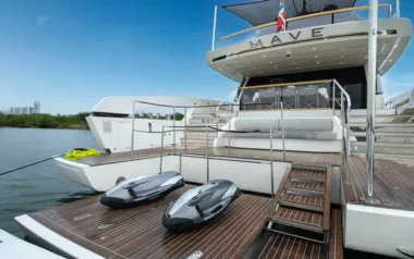 Mave by Sanlorenzo – Private Motor Yacht Charter in the USA