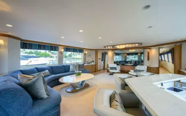 Hard Times by Westport – Private Motor Yacht Charter in the USA